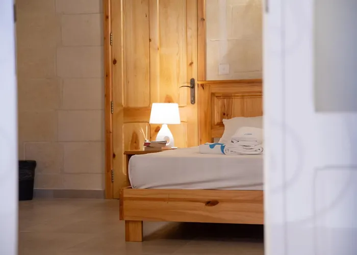 Ta' Giga Vilă Sannat