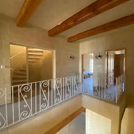 Ta' Giga Villa
