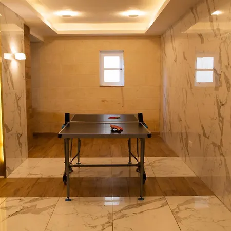 Ta' Giga * Саннат